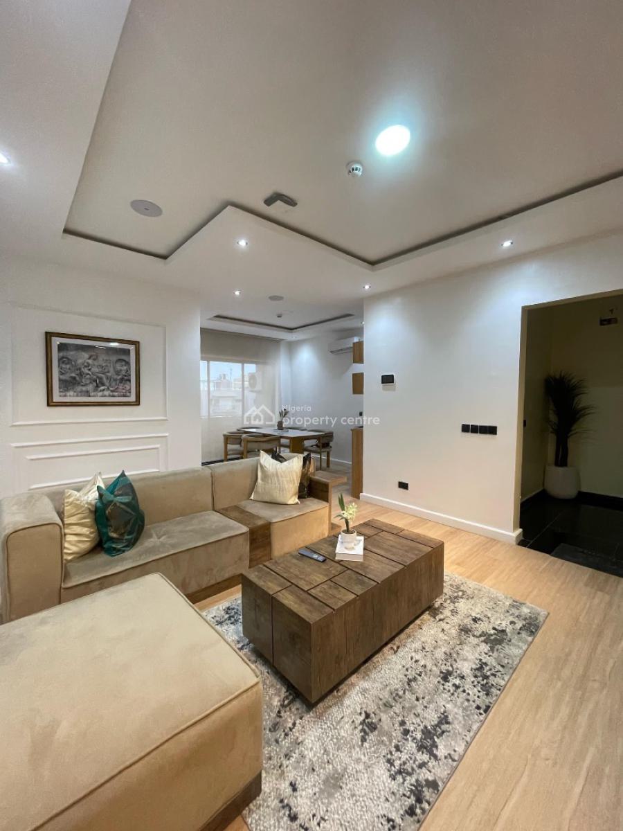 Minimalist Two 2 Bedroom Waterfront/cityview Apartment with Balcony, Lekki Phase 1, Lekki, Lagos, Flat / Apartment Short Let