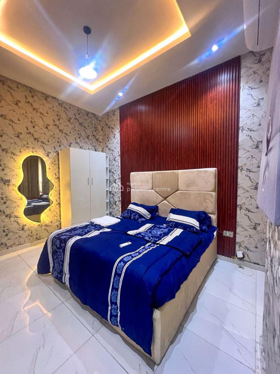Luxury 2 Bedroom Apartment with Ps5, Snooker & Gym, Ologolo, Lekki, Lagos, Flat / Apartment Short Let