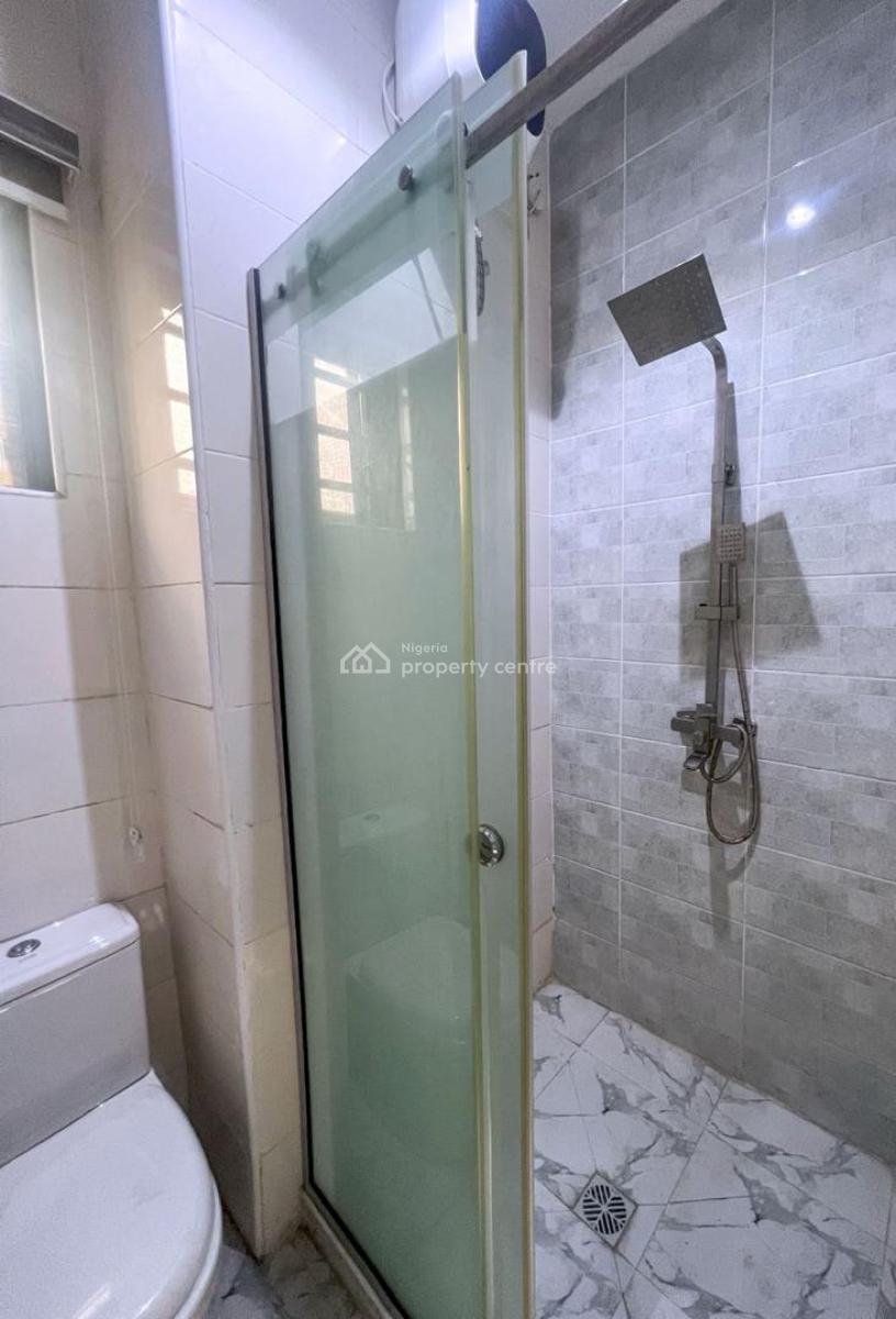 Luxury 2 Bedroom Apartment with Ps5, Snooker & Gym, Ologolo, Lekki, Lagos, Flat / Apartment Short Let