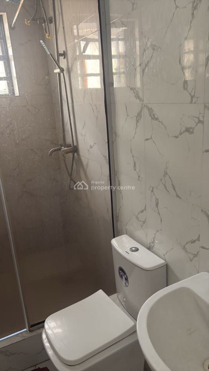 Luxury 4 Bedrooms, Ikota Gra, Lekki, Lagos, Terraced Duplex for Sale