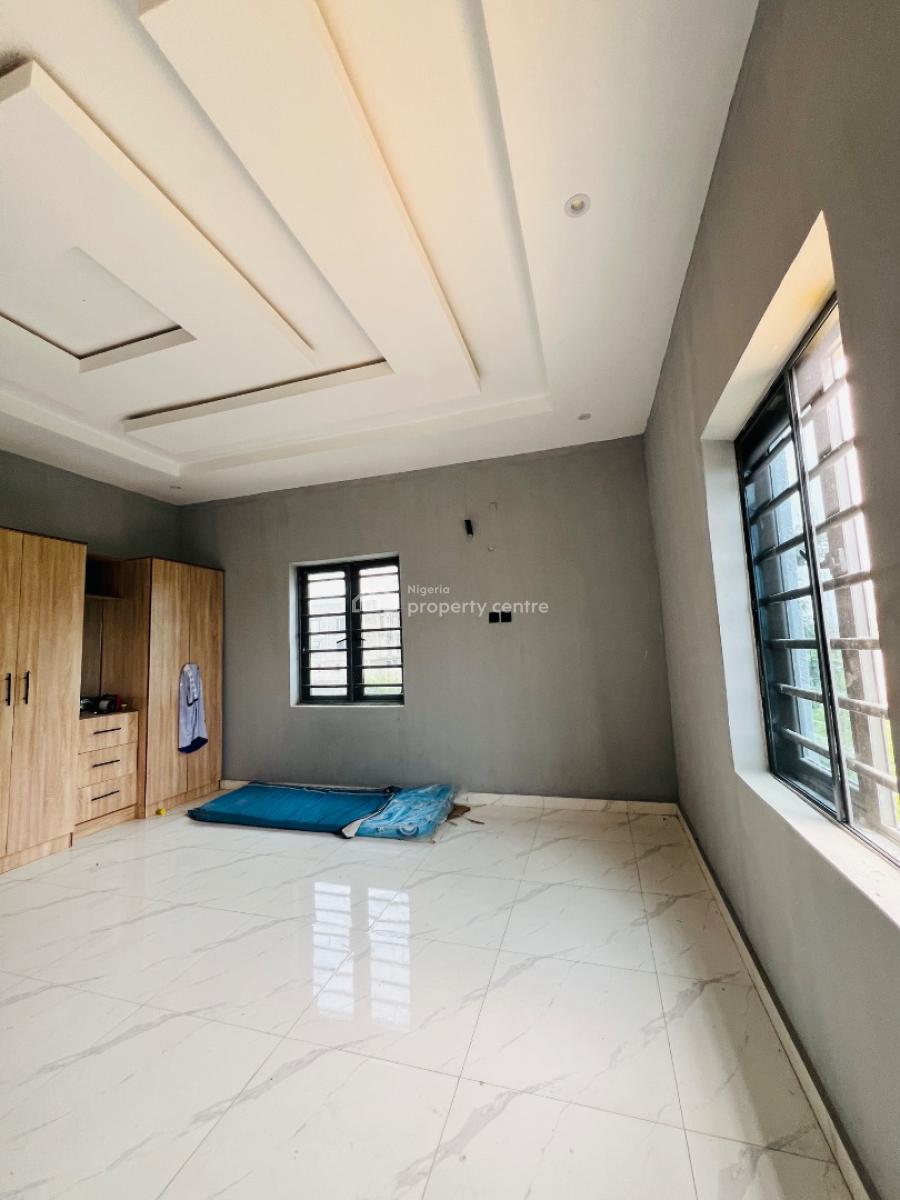 Very Sharp 3 Bedroom Apartment in a Good Neighborhood. Close to Expres, Abijo Gra, Opposite Corona School, Abijo, Lekki, Lagos, Flat / Apartment for Rent