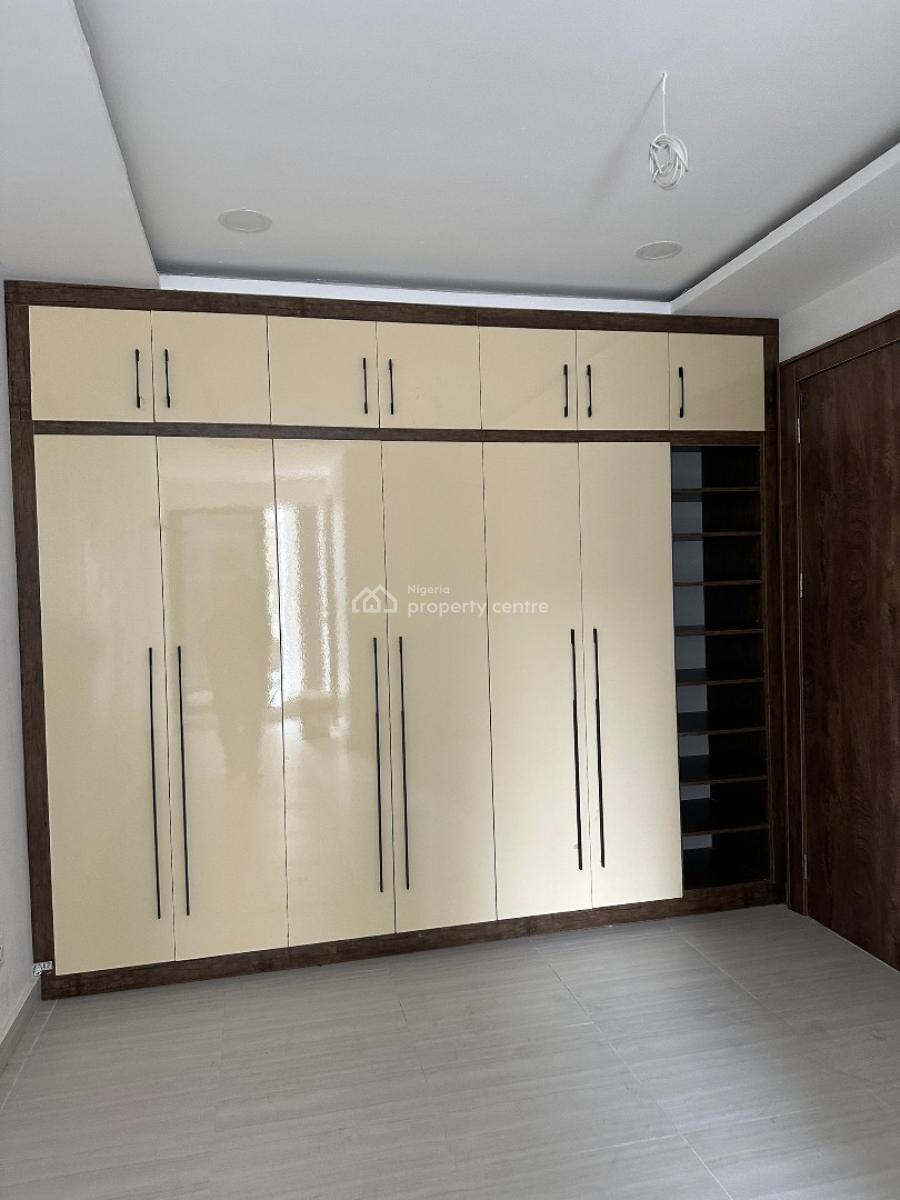 Nicely Built 2 Bedrooms Apartment with Elevator, Ikate, Ikate Elegushi, Lekki, Lagos, Flat / Apartment for Sale