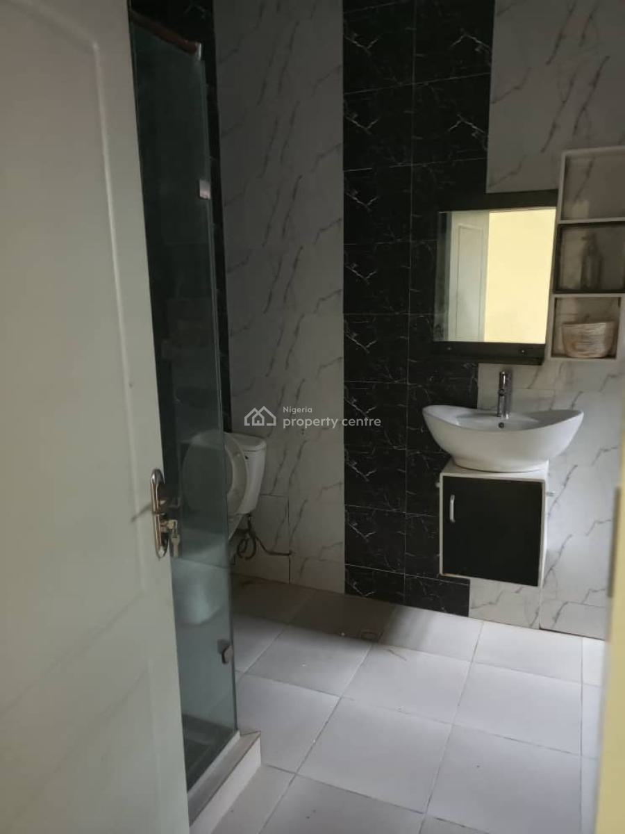 Luxury Well Maintained Serviced 4 Bedroom Terrace Duplex, Conservation, Lekki, Lagos, Terraced Duplex for Rent