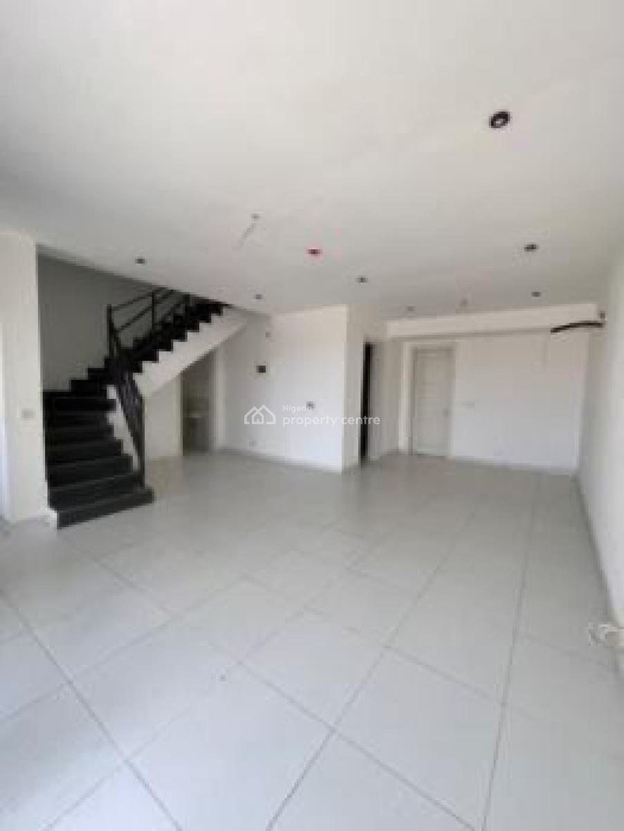 4 Bedroom Masionette in a Serene Location, Ologolo, Lekki, Lagos, Terraced Duplex for Rent