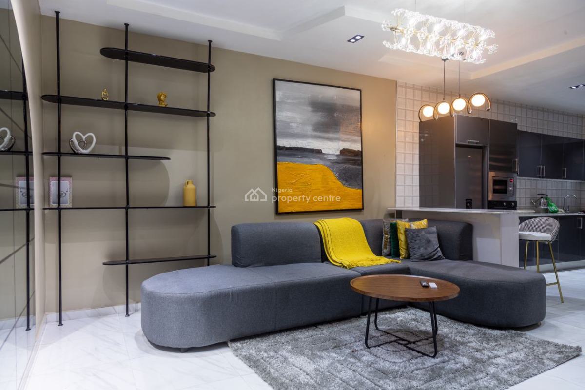 Luxury 1 Bedroom with Swimming Pool, Gym & Balcony, Lekki Phase 1, Lekki, Lagos, Flat / Apartment Short Let