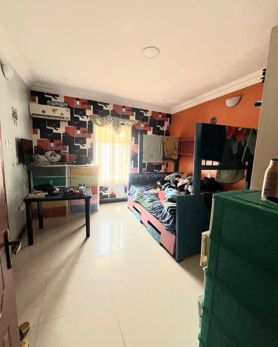 Lovely Spacious 3 Bedroom Apartment with Bq, Chevron, Lekki, Lagos, Flat / Apartment for Sale