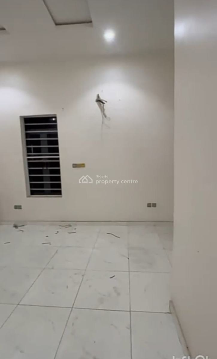 Standard Upstairs Bedroom (sharing Fully Fitted Kitchen), Maple Electric Homes Orchid Road, Lekki, Lagos, Self Contain (single Rooms) for Rent