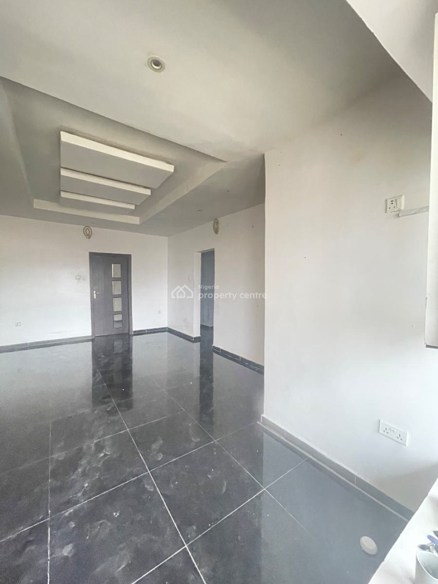 Standard 2 Bedroom Apartment with Laundry Room Upstairs, Located Inside an Estate,not Far From Express,massive Kitchen,, Sangotedo, Ajah, Lagos, Flat / Apartment for Rent