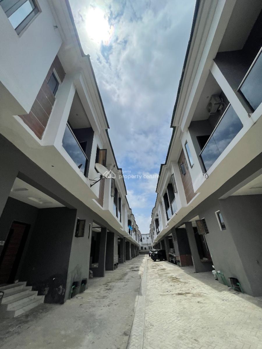 3 Bedroom Terrace Duplex, Vgc Harris Drive, Lekki Phase 2, Lekki, Lagos, Terraced Duplex for Rent