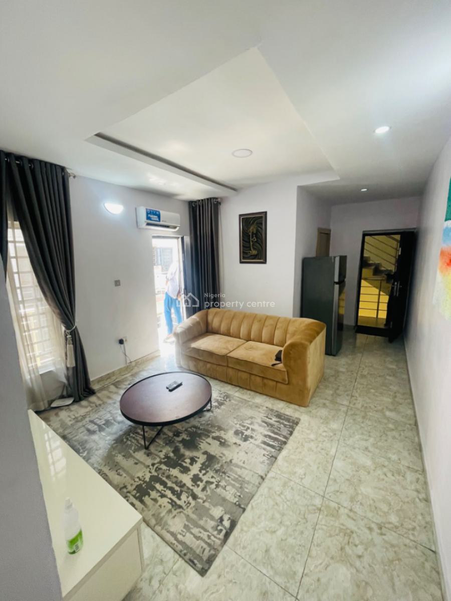 Luxury One Bedroom Apartment with Pool, Gym & 24 Hours Electricity, Chevron, Lekki, Lagos, Mini Flat (room and Parlour) Short Let