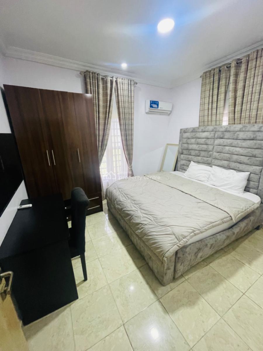 Luxury One Bedroom Apartment with Pool, Gym & 24 Hours Electricity, Chevron, Lekki, Lagos, Mini Flat (room and Parlour) Short Let