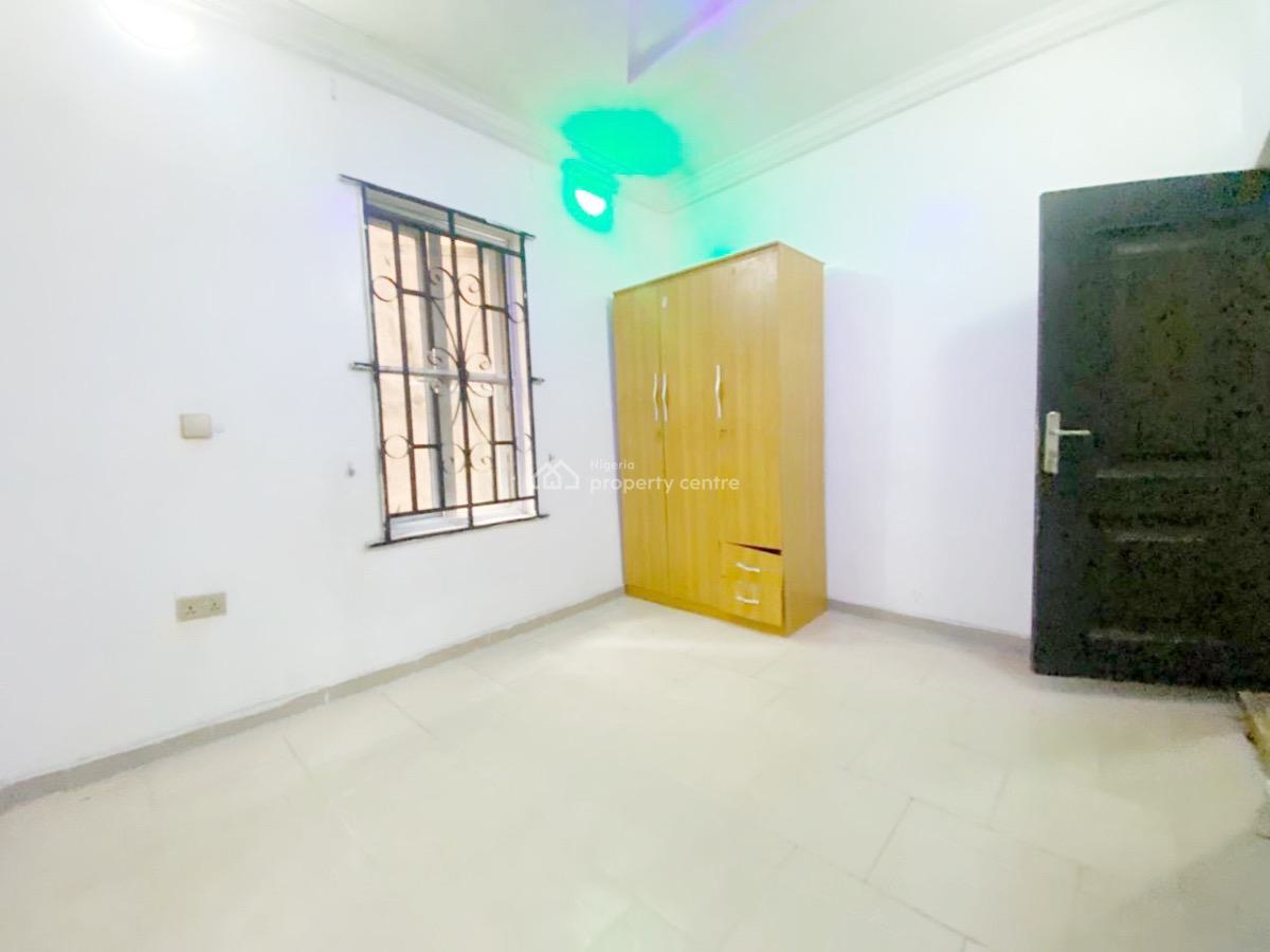 a Well Maintained Spacious 2 Bedroom Flat, Gra Phase 1, Magodo, Lagos, Flat / Apartment for Rent