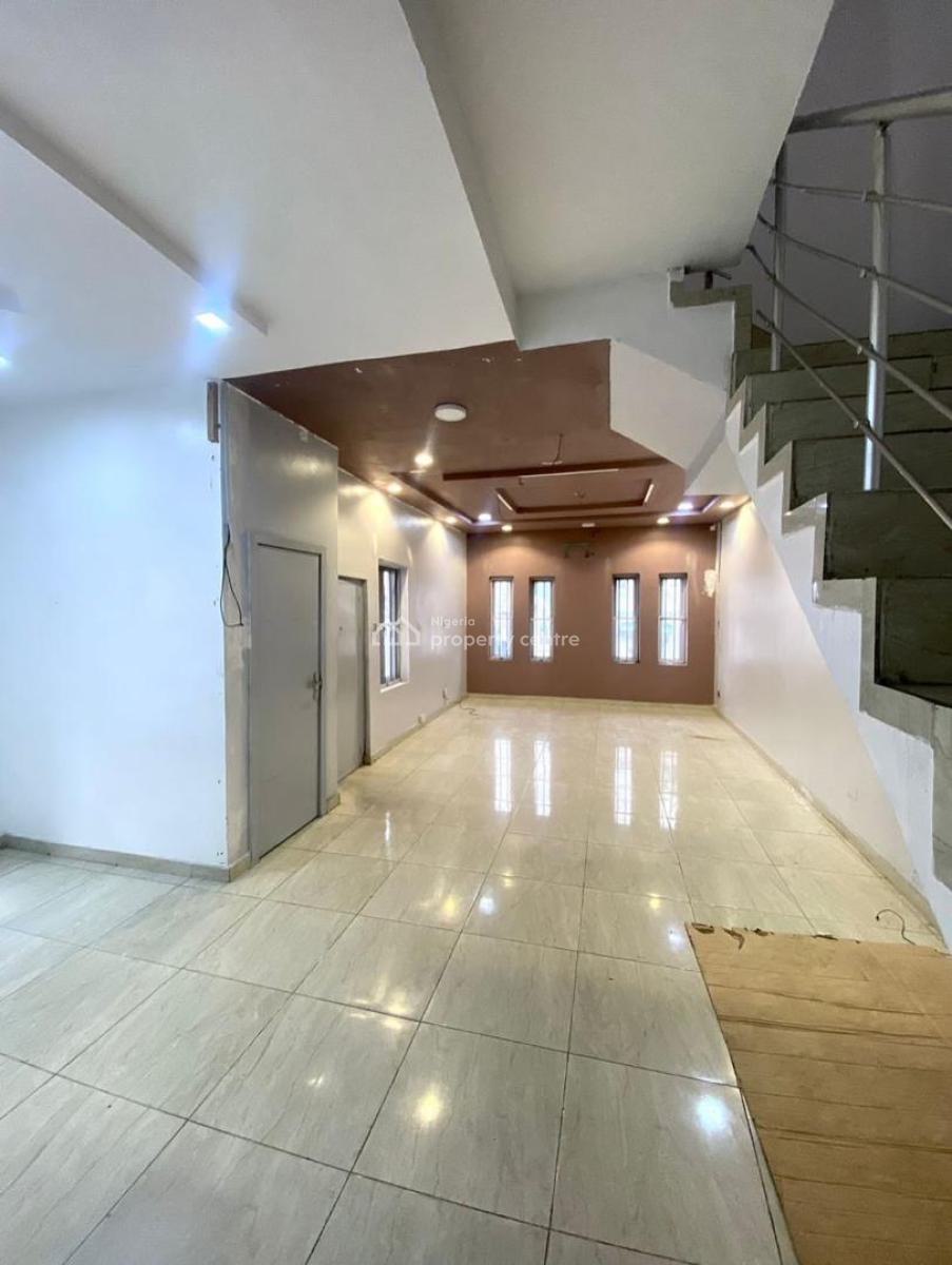 4 Bedroom Semi Detached Duplex, Chevron Drive, Lekki Phase 2, Lekki, Lagos, Semi-detached Duplex for Rent