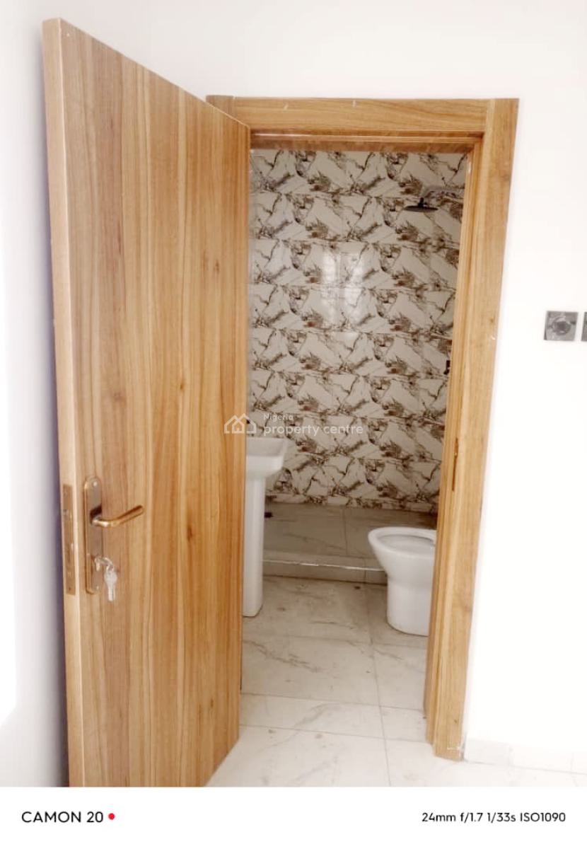 a Well Maintained Spacious 4 Bedroom Fully Detached Duplex, Extension, Omole Phase 2, Ikeja, Lagos, Detached Duplex for Sale