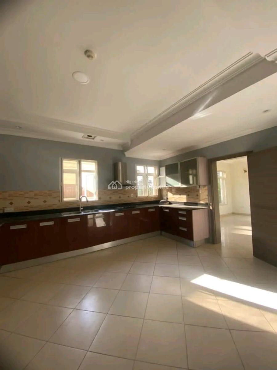a First Class Four Bedroom Flat with a Bq, Gym and Pool, Old Ikoyi, Ikoyi, Lagos, Flat / Apartment for Rent