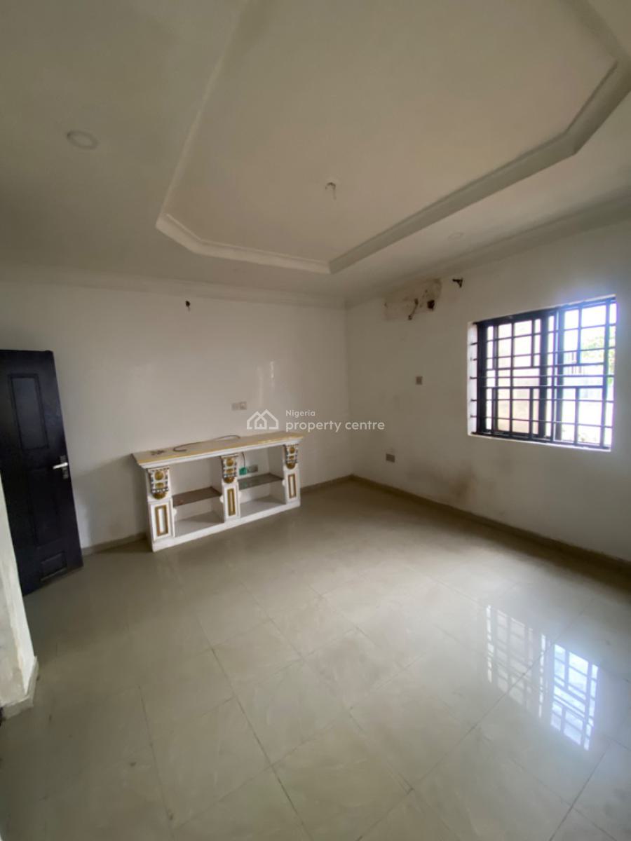 Clean 4 Bedroom Flat, Ground & 1st Floor Available, By Lakechad, Maitama District, Abuja, Flat / Apartment for Rent