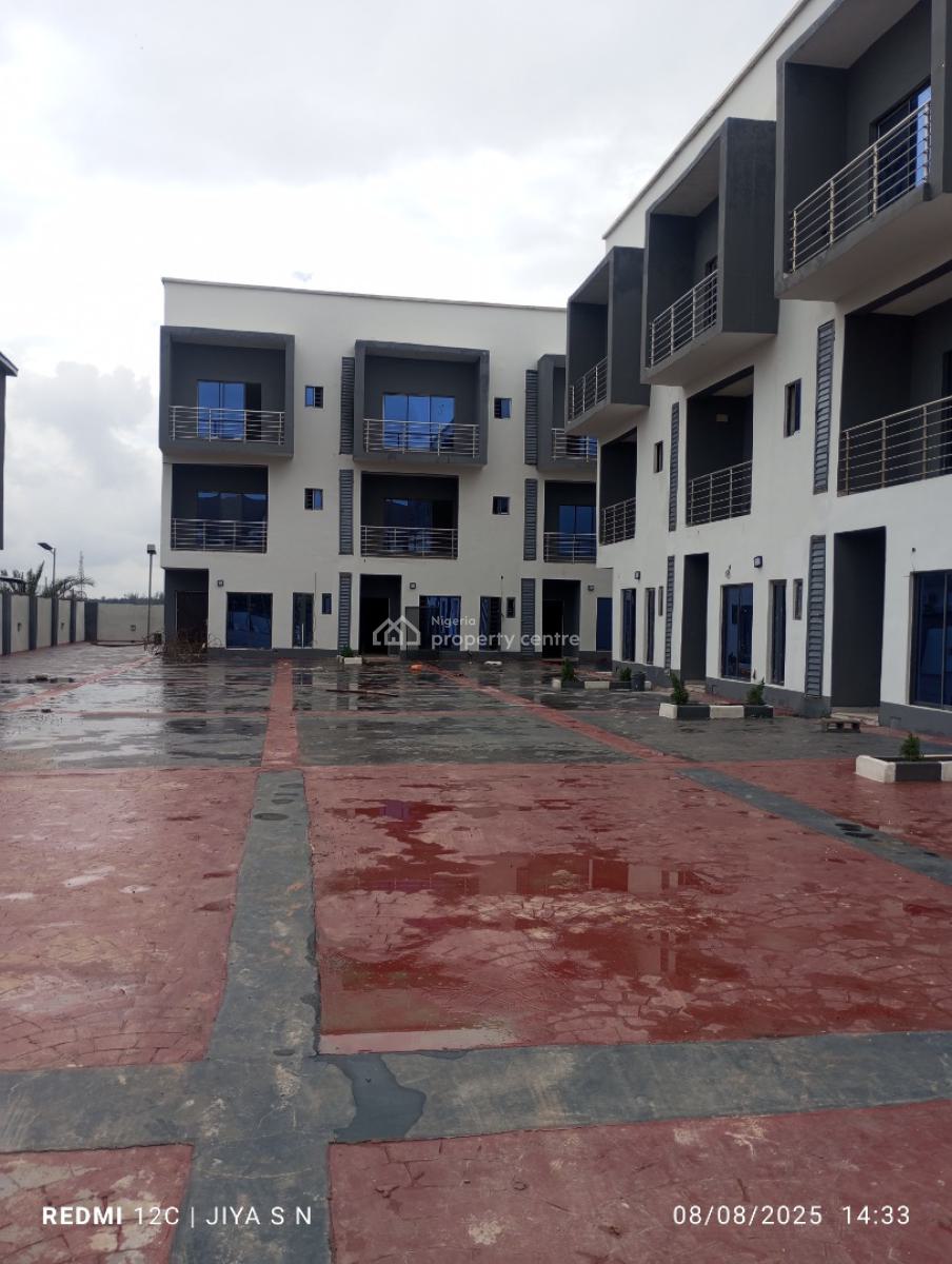 Newly Built and Specious 4 Bedrooom Terrace Duplex, Gaduwa, Abuja, Terraced Duplex for Rent