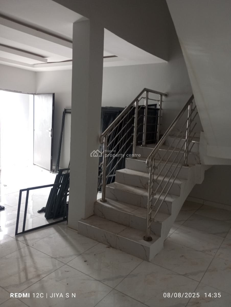Newly Built and Specious 4 Bedrooom Terrace Duplex, Gaduwa, Abuja, Terraced Duplex for Rent