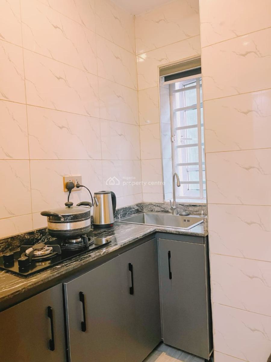 1 Bedroom, Arikewuyo Street, Ilupeju, Lagos, Flat / Apartment Short Let