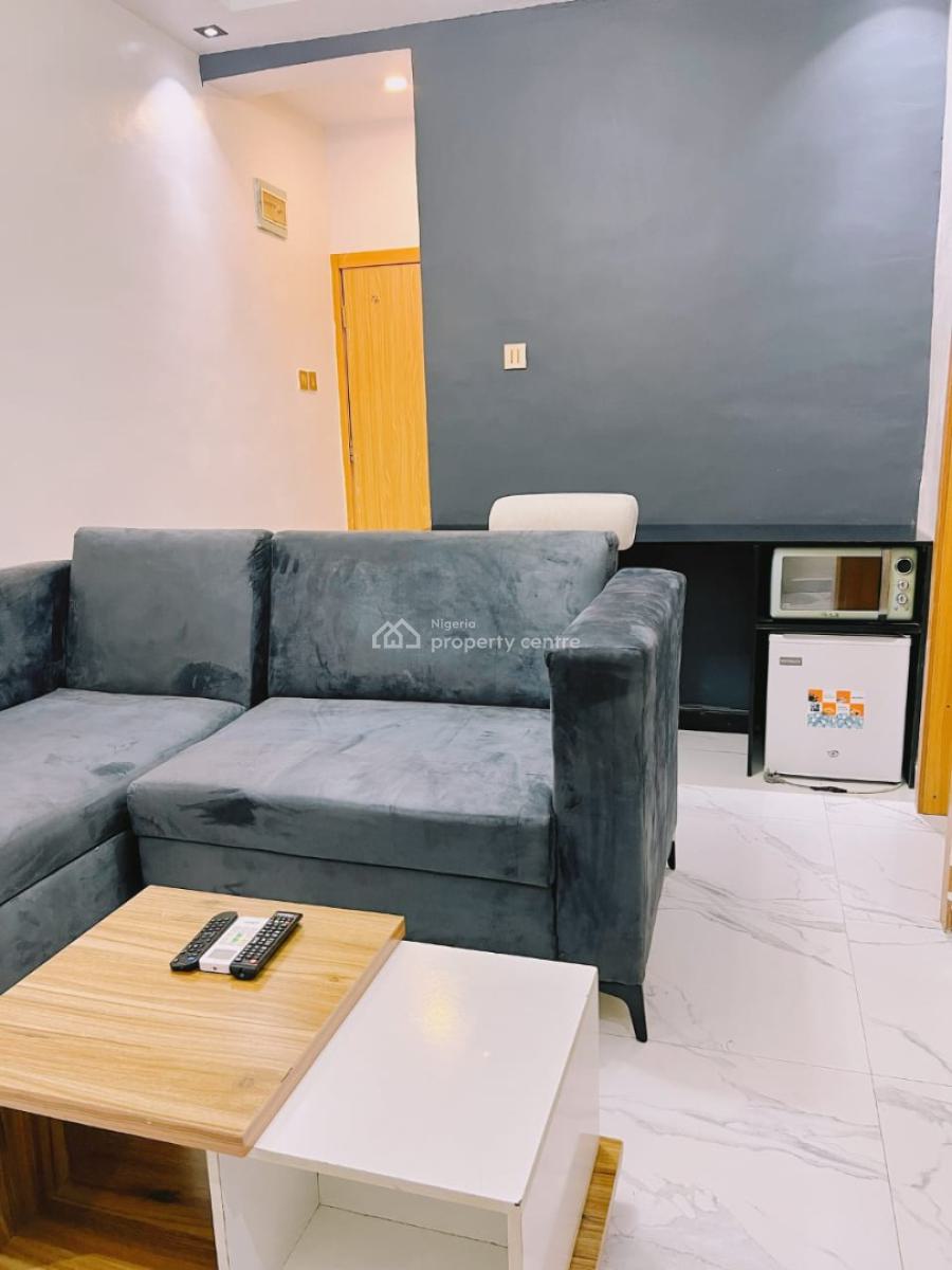 1 Bedroom, Arikewuyo Street, Ilupeju, Lagos, Flat / Apartment Short Let