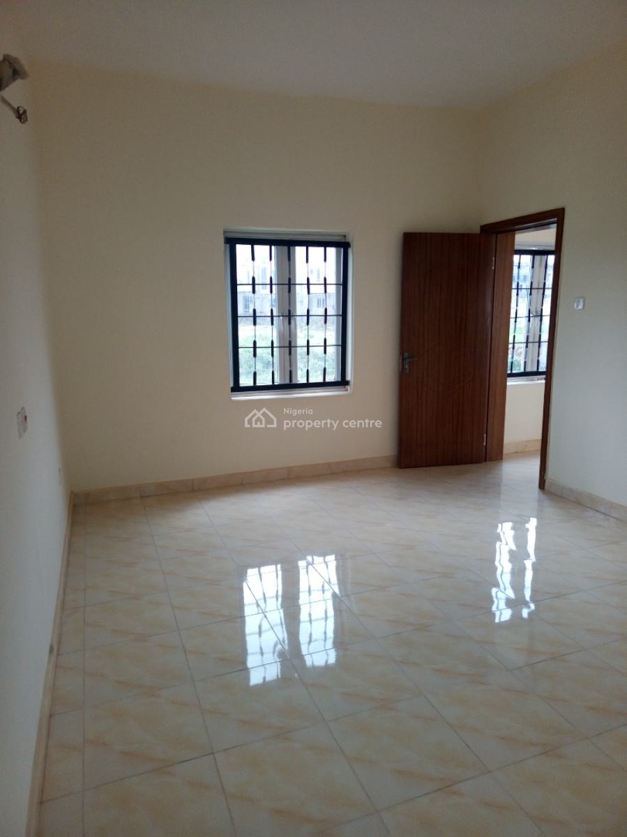 Specious 1 Bedroom Flat, Aduvie School, Jahi, Abuja, Flat / Apartment for Rent