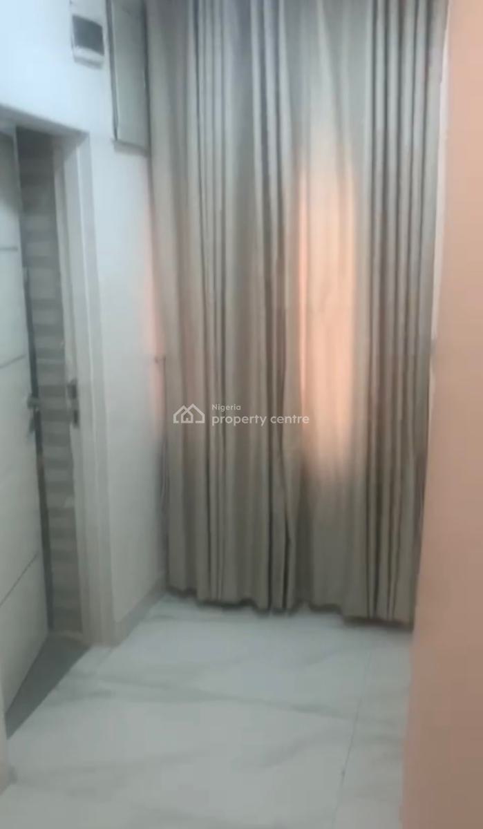 a Standard Fully Furnished 2 Bedroom Apartment, Guzape District, Abuja, Flat / Apartment for Rent