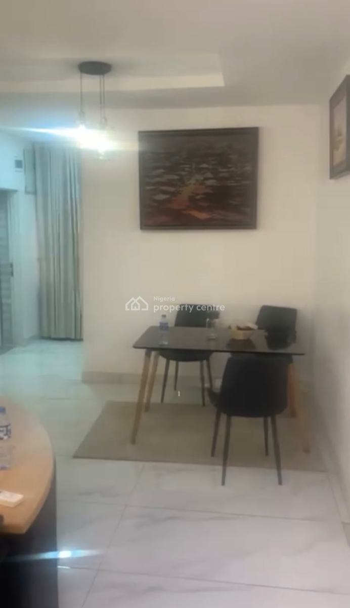 a Standard Fully Furnished 2 Bedroom Apartment, Guzape District, Abuja, Flat / Apartment for Rent