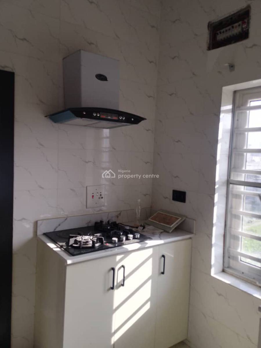 Newly Built 1 Bedroom Mini Flat, New Road / Alpha Beach Road, Eti-osa Lga, Lekki, Lagos, Mini Flat (room and Parlour) for Rent