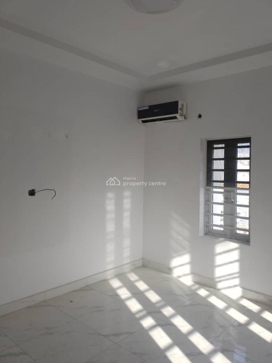 Newly Built 1 Bedroom Mini Flat, New Road / Alpha Beach Road, Eti-osa Lga, Lekki, Lagos, Mini Flat (room and Parlour) for Rent