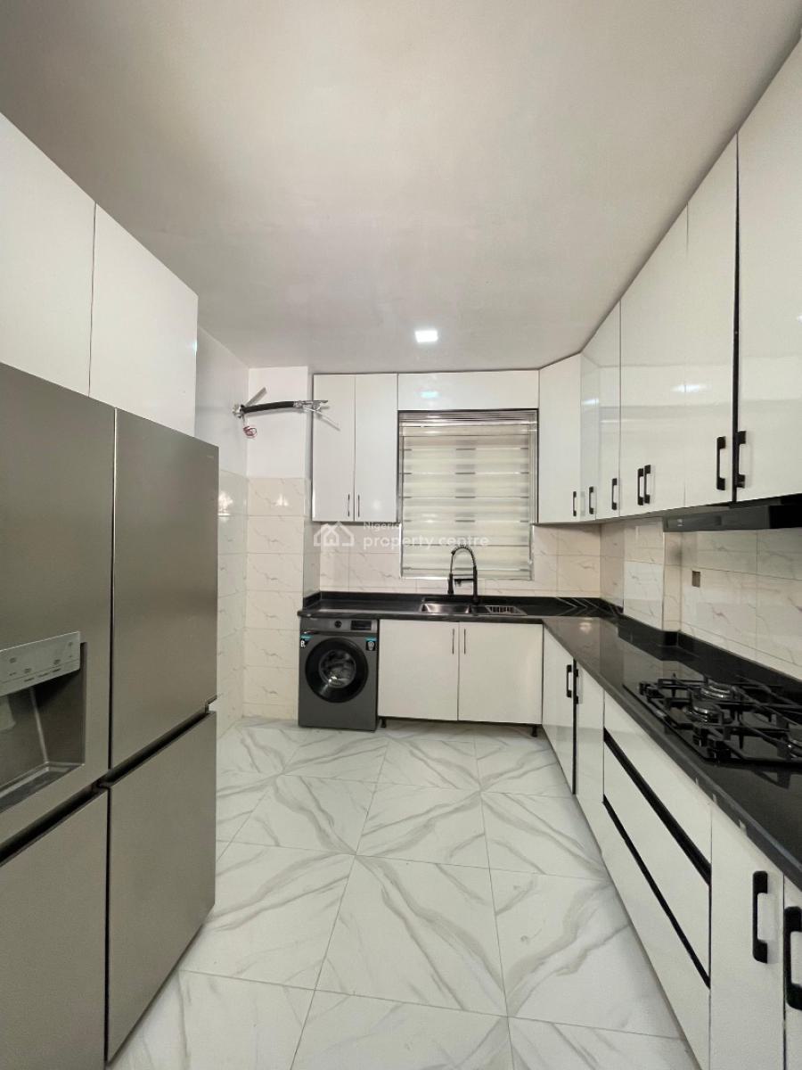 Fully Furnished 2 Bedroom Apartment with 24 Hours Good Water, Equipped Gym, Lekki Phase 1, Lekki, Lagos, Flat / Apartment for Sale