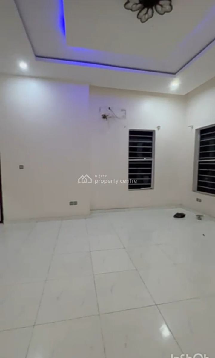 Massive Masters Bedroom (sharing Fully Fitted Kitchen), Maple Electric Homes, Orchid Road, Lekki, Lagos, Self Contain (single Rooms) for Rent