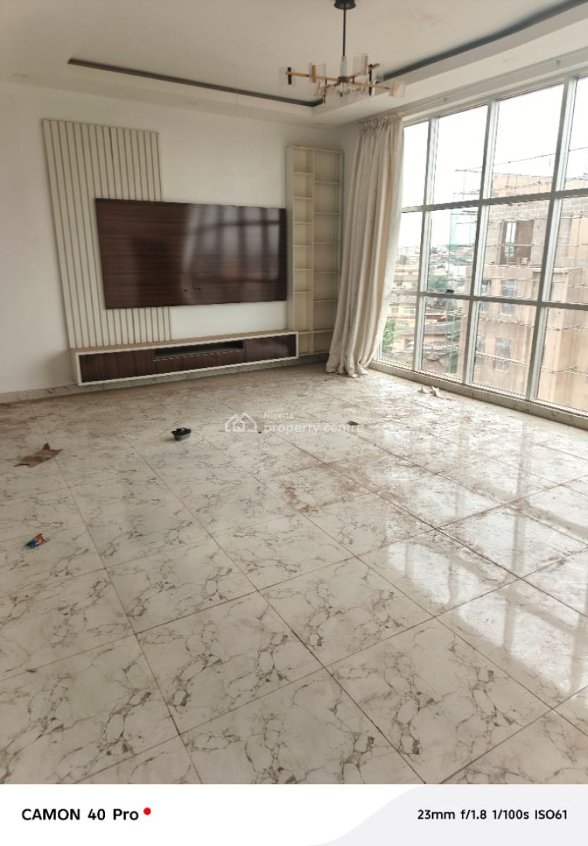 Alluringly Nice 3 Bedrooms Apartment, Shonibare Estate, Maryland, Lagos, Flat / Apartment for Rent