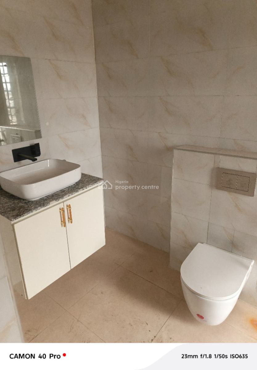 Alluringly Nice 3 Bedrooms Apartment, Shonibare Estate, Maryland, Lagos, Flat / Apartment for Rent