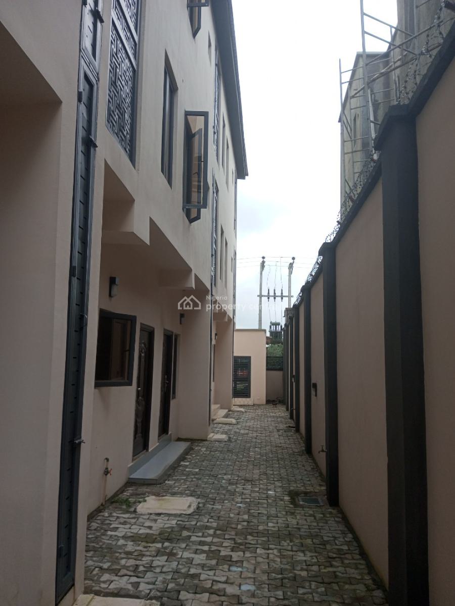 Gaduwa 4bedroom Duplex with Bq Available for Buyer, Near Gaat School, Gaduwa, Abuja, Terraced Duplex for Sale