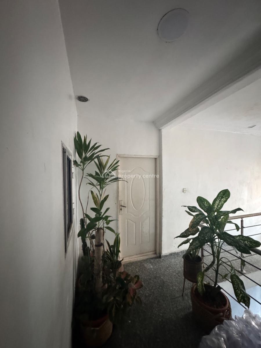 a Nice and Very Spacious Room and Parlour Available, Off Admiralty Way, Lekki Phase 1, Lekki, Lagos, Mini Flat (room and Parlour) for Rent