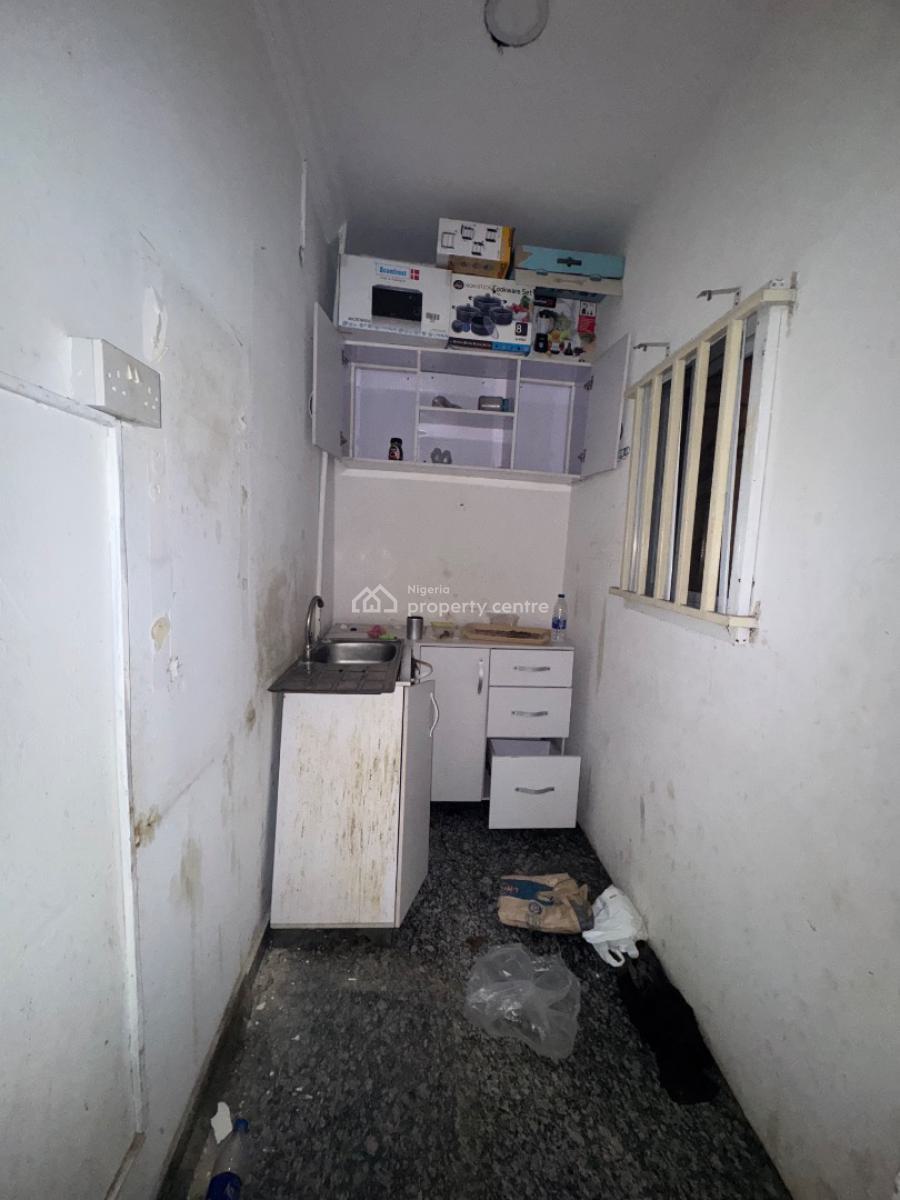 a Nice and Very Spacious Room and Parlour Available, Off Admiralty Way, Lekki Phase 1, Lekki, Lagos, Mini Flat (room and Parlour) for Rent
