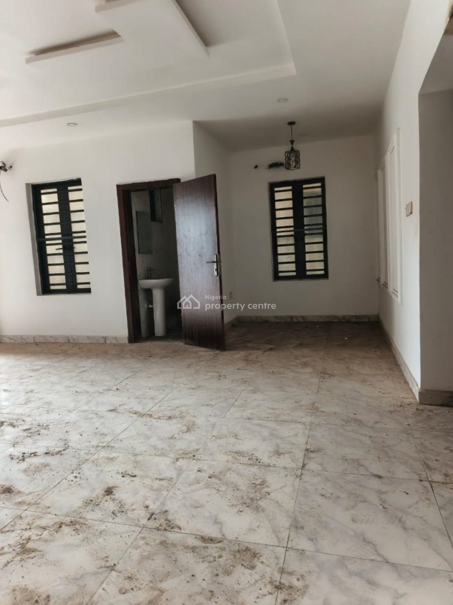 a 4 Bedroom Terraced Duplex, Ologolo, Lekki, Lagos, Semi-detached Duplex for Sale