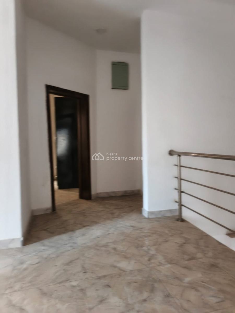 a 4 Bedroom Terraced Duplex, Ologolo, Lekki, Lagos, Semi-detached Duplex for Sale