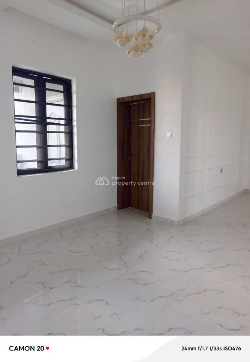 a Luxury 3bedroom in a Secure Estate, Seaside Estate Badore Ajah, Badore, Ajah, Lagos, Flat / Apartment for Rent