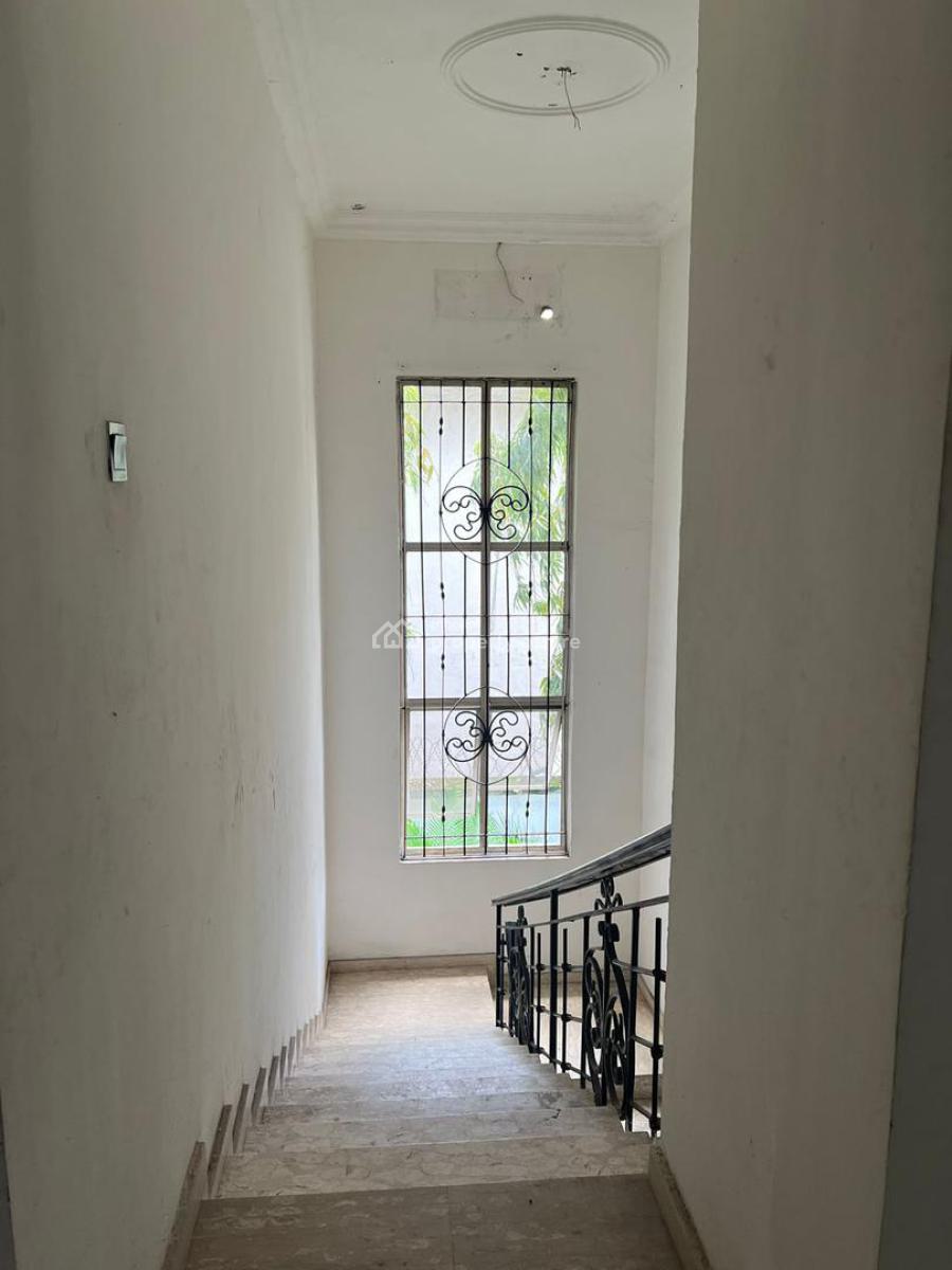 4bedroom Semi Detached with a Bq, Lekki Phase 1, Lekki, Lagos, Semi-detached Duplex for Rent