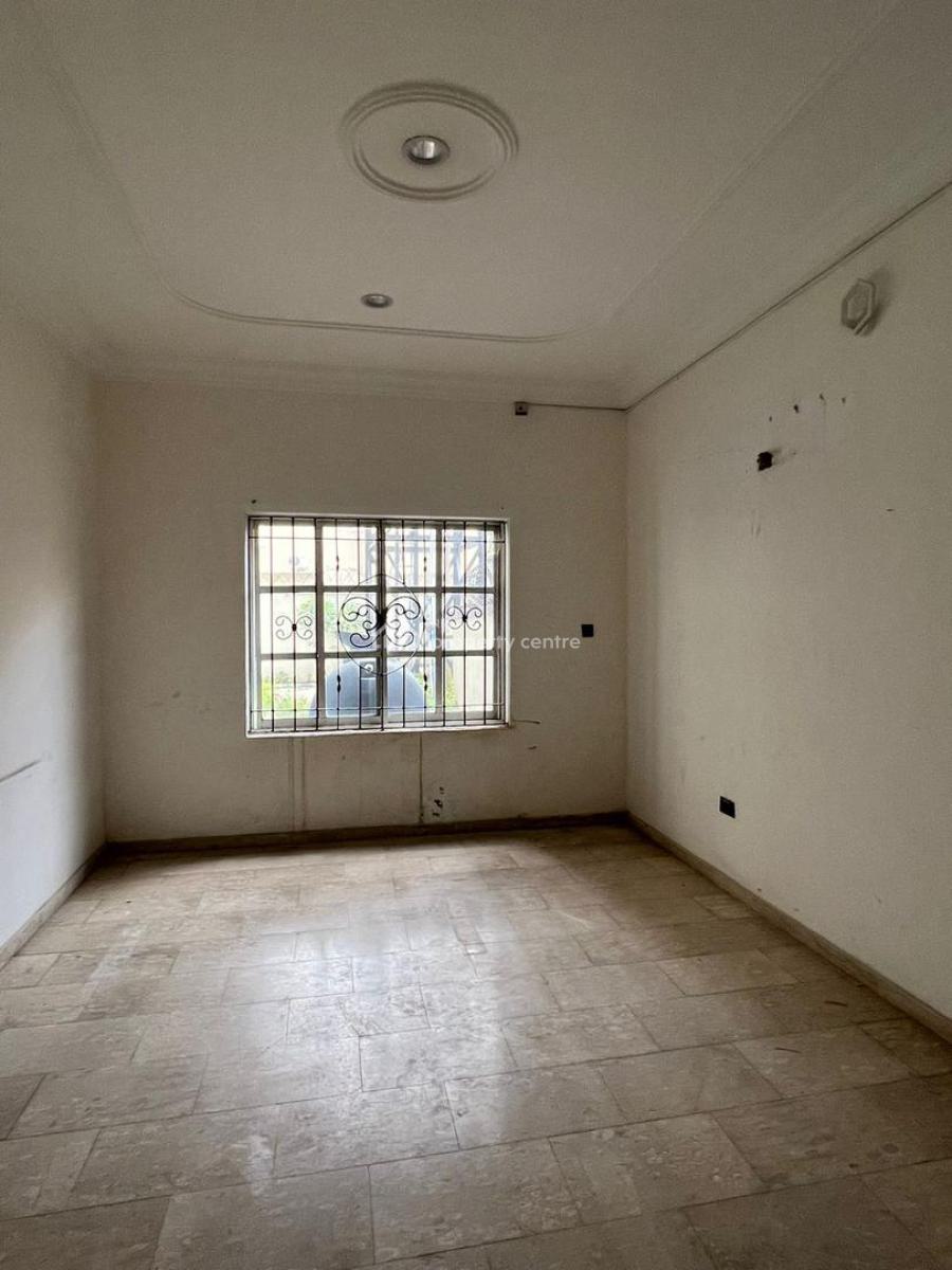 4bedroom Semi Detached with a Bq, Lekki Phase 1, Lekki, Lagos, Semi-detached Duplex for Rent
