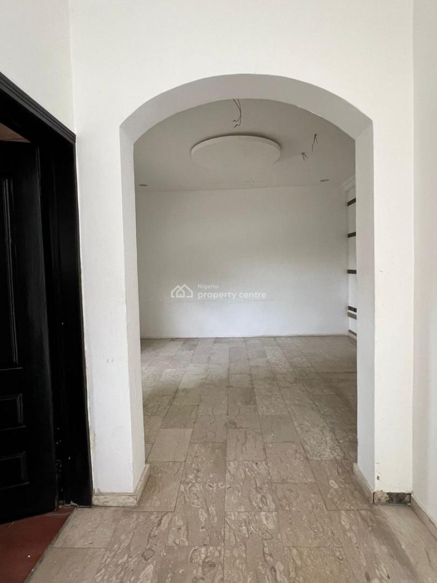 4bedroom Semi Detached with a Bq, Lekki Phase 1, Lekki, Lagos, Semi-detached Duplex for Rent