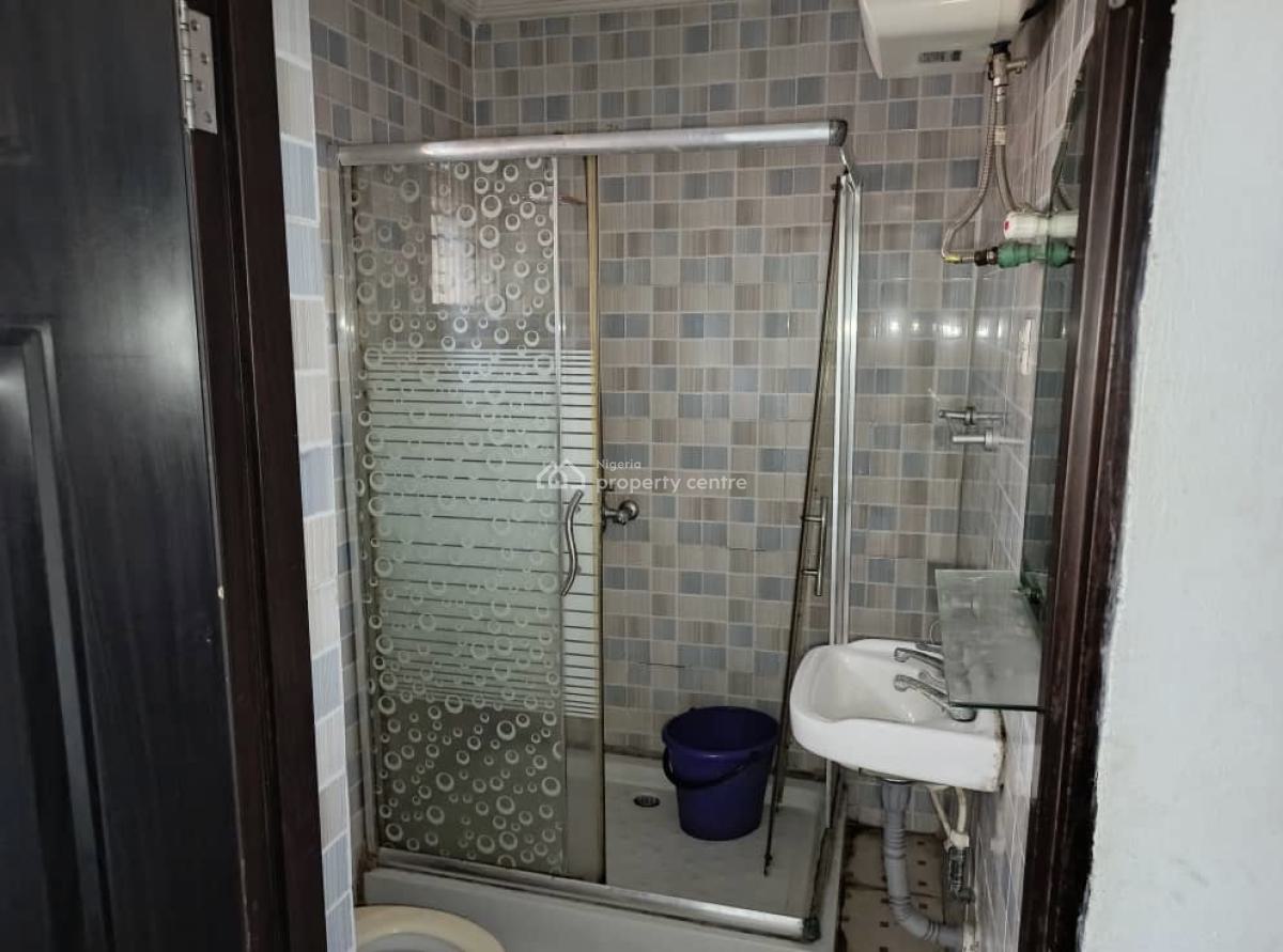 a Standard Fairlly Used  4-bedroom Super Spacious Semi Detached Duplex, Gra Phase 1, Magodo, Lagos, Detached Duplex for Rent