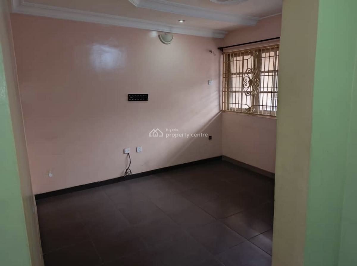 a Standard Fairlly Used  4-bedroom Super Spacious Semi Detached Duplex, Gra Phase 1, Magodo, Lagos, Detached Duplex for Rent