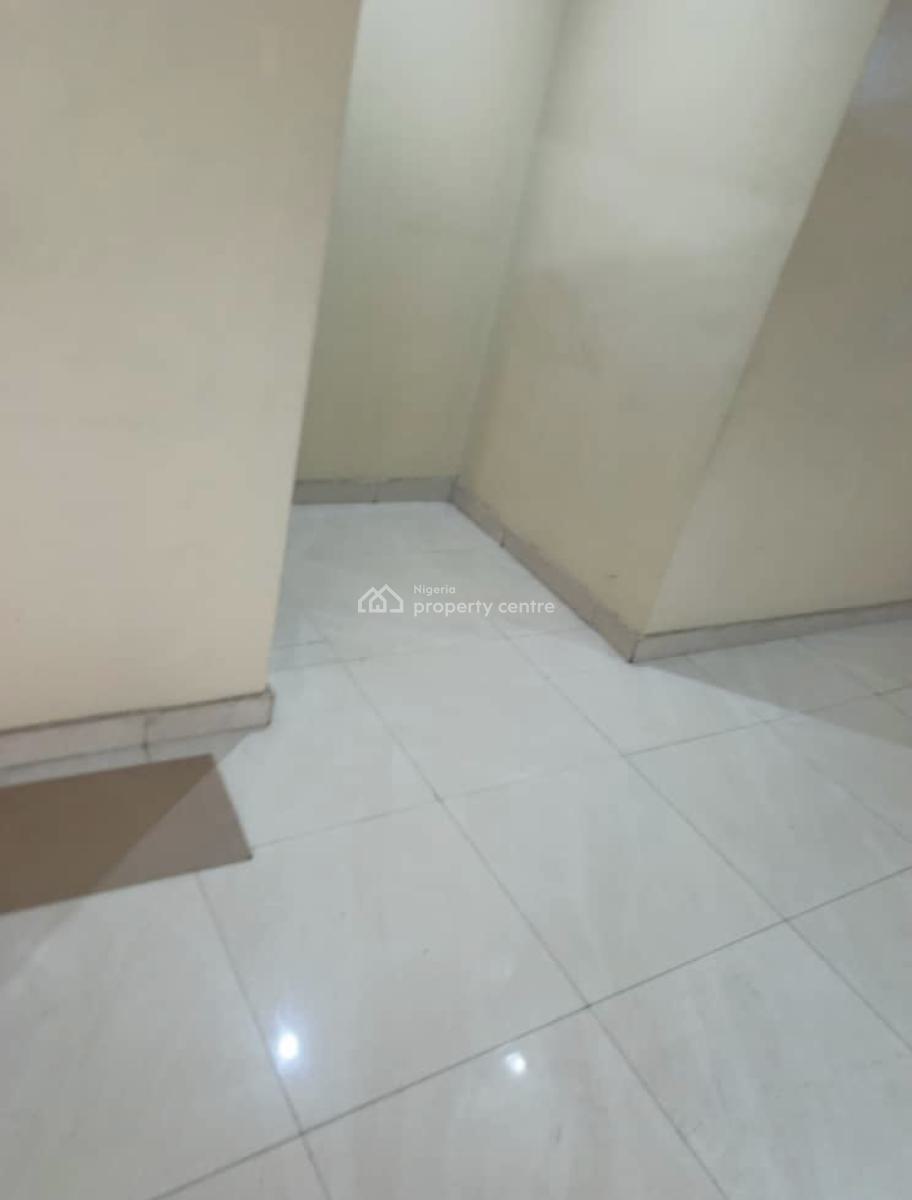 a Standard Fairlly Used  4-bedroom Super Spacious Semi Detached Duplex, Gra Phase 1, Magodo, Lagos, Detached Duplex for Rent