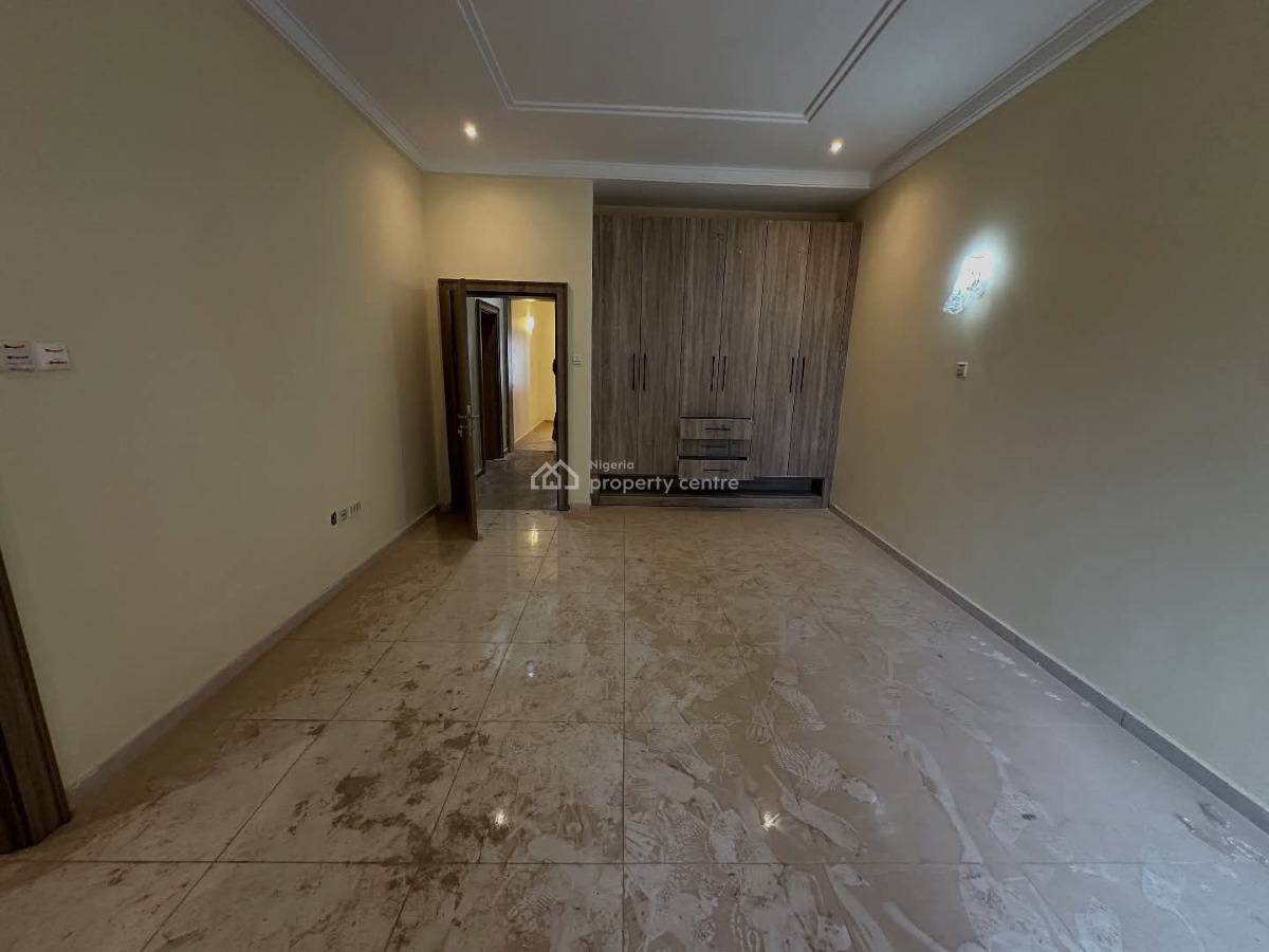Tastefully Finished 4bedroom with Bq, American International School, Durumi, Abuja, Terraced Duplex for Sale