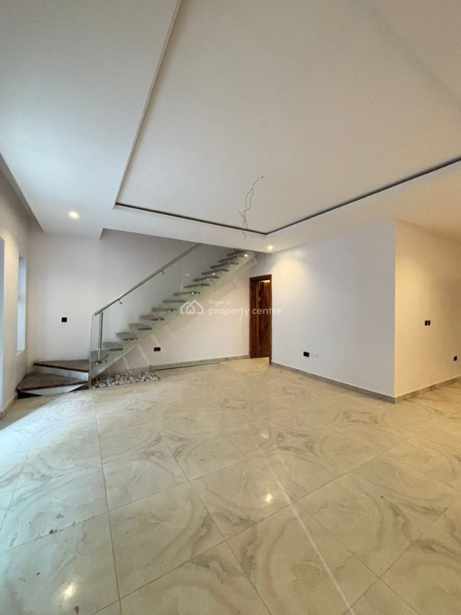 Modern Luxury 2 Bedroom Maisonette, Lekki Phase 1, Lekki, Lagos, Block of Flats for Sale