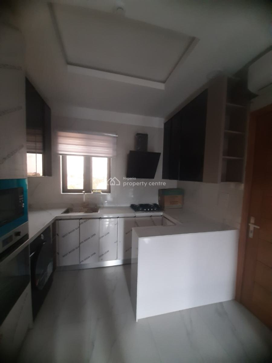Brand New and Tastefully Furnished and Serviced 2 Bedroom En-suite Fla, Lekki Phase 1, Lekki, Lagos, Flat / Apartment for Rent