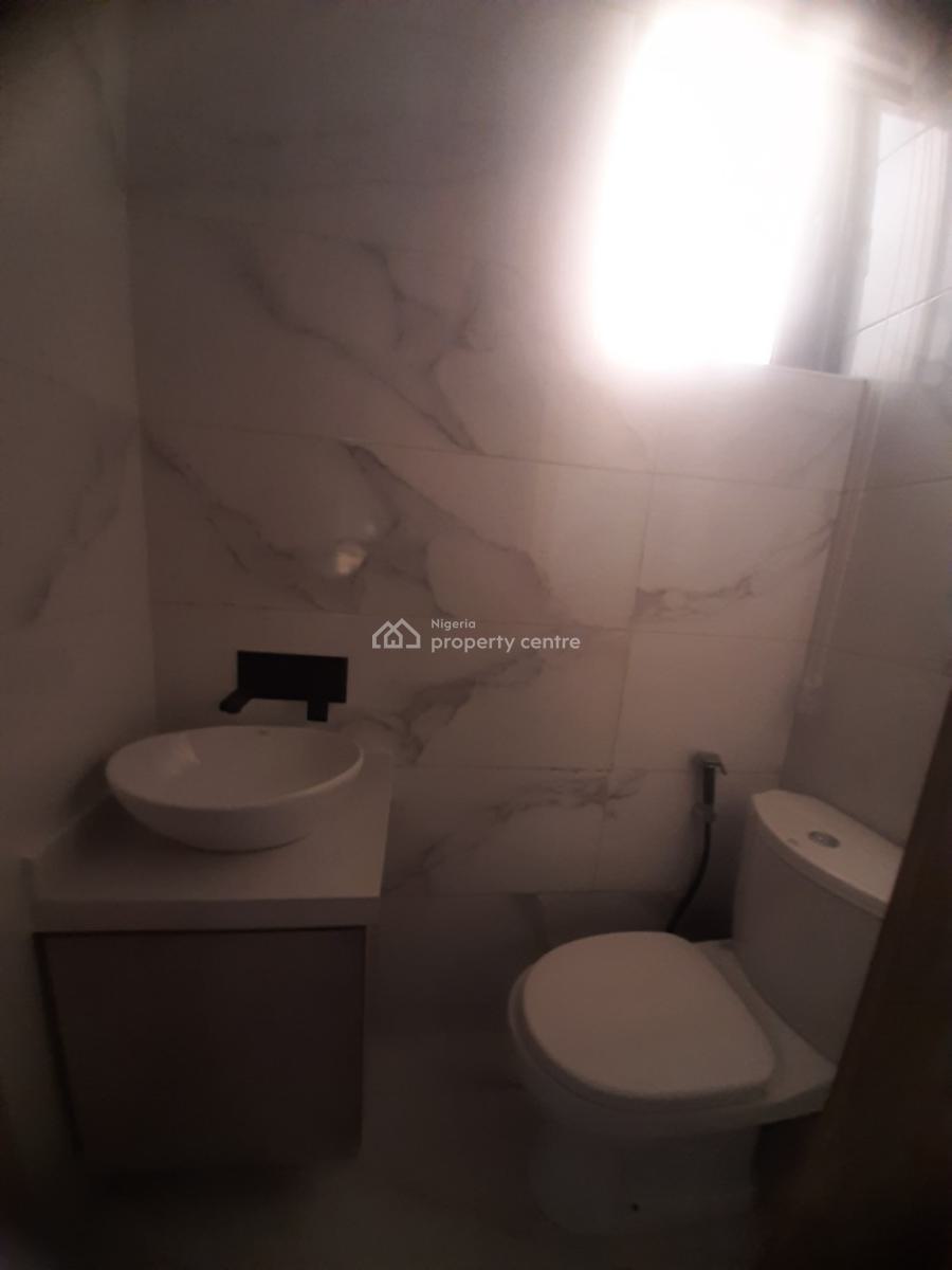 Brand New and Tastefully Furnished and Serviced 2 Bedroom En-suite Fla, Lekki Phase 1, Lekki, Lagos, Flat / Apartment for Rent