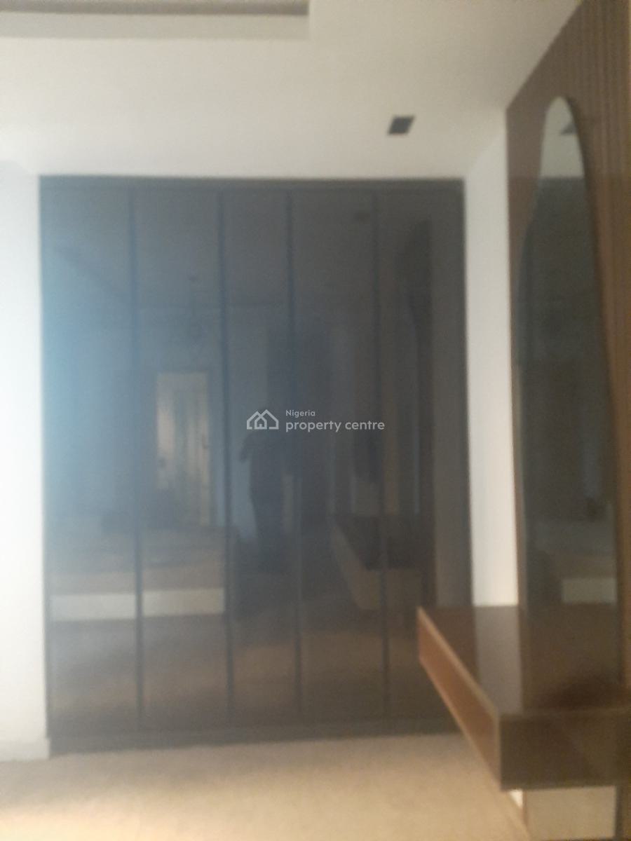 Brand New and Tastefully Furnished and Serviced 2 Bedroom En-suite Fla, Lekki Phase 1, Lekki, Lagos, Flat / Apartment for Rent
